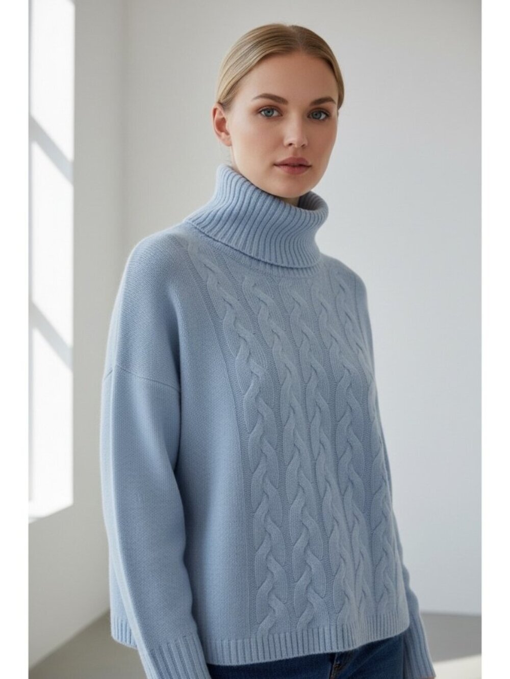 Griffen Luxe 100% Cashmere Baby Blue Cable Knit Turtleneck Sweater Size Large